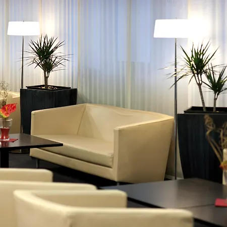 Austria Trend Salzburg West Hotell 4*